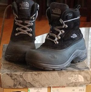Little boys Northface boots